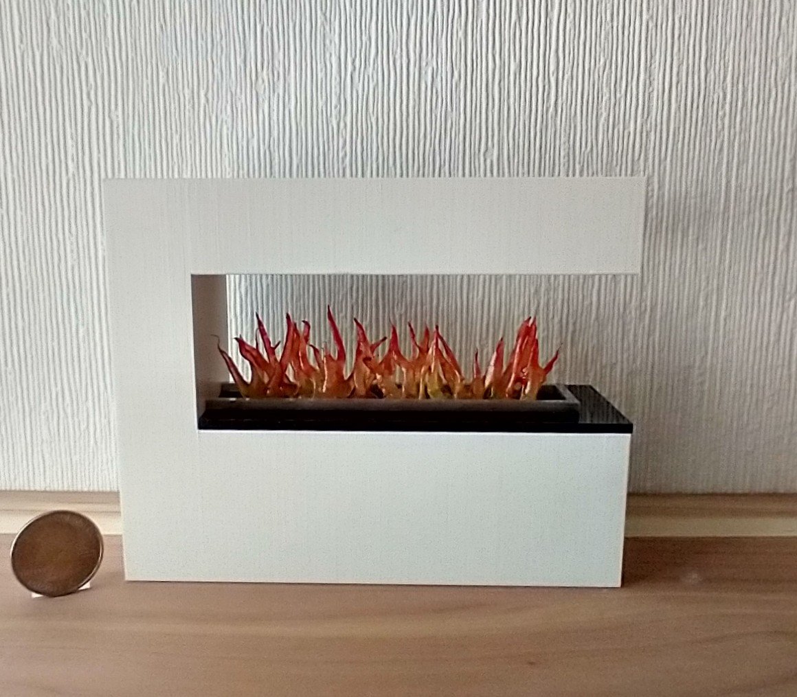 1:12 Dollhouse modern fireplace in white also as a room divider with battery operated flickering insert on two AAA batteries