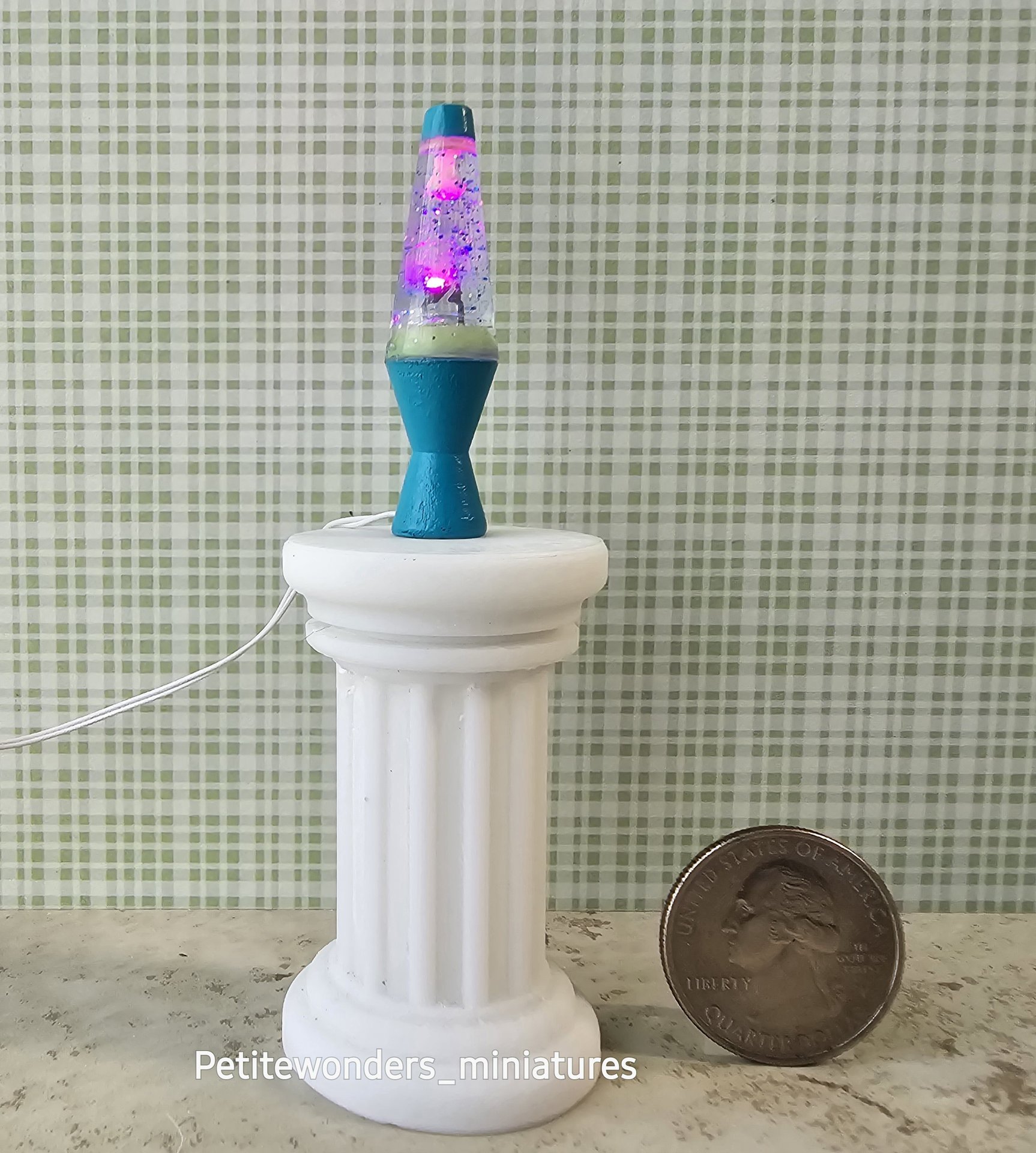 1:12 Dollhouse miniature retro lava lamp Battery operated LED table lamp MCM style with external wires REF Color changing LED 