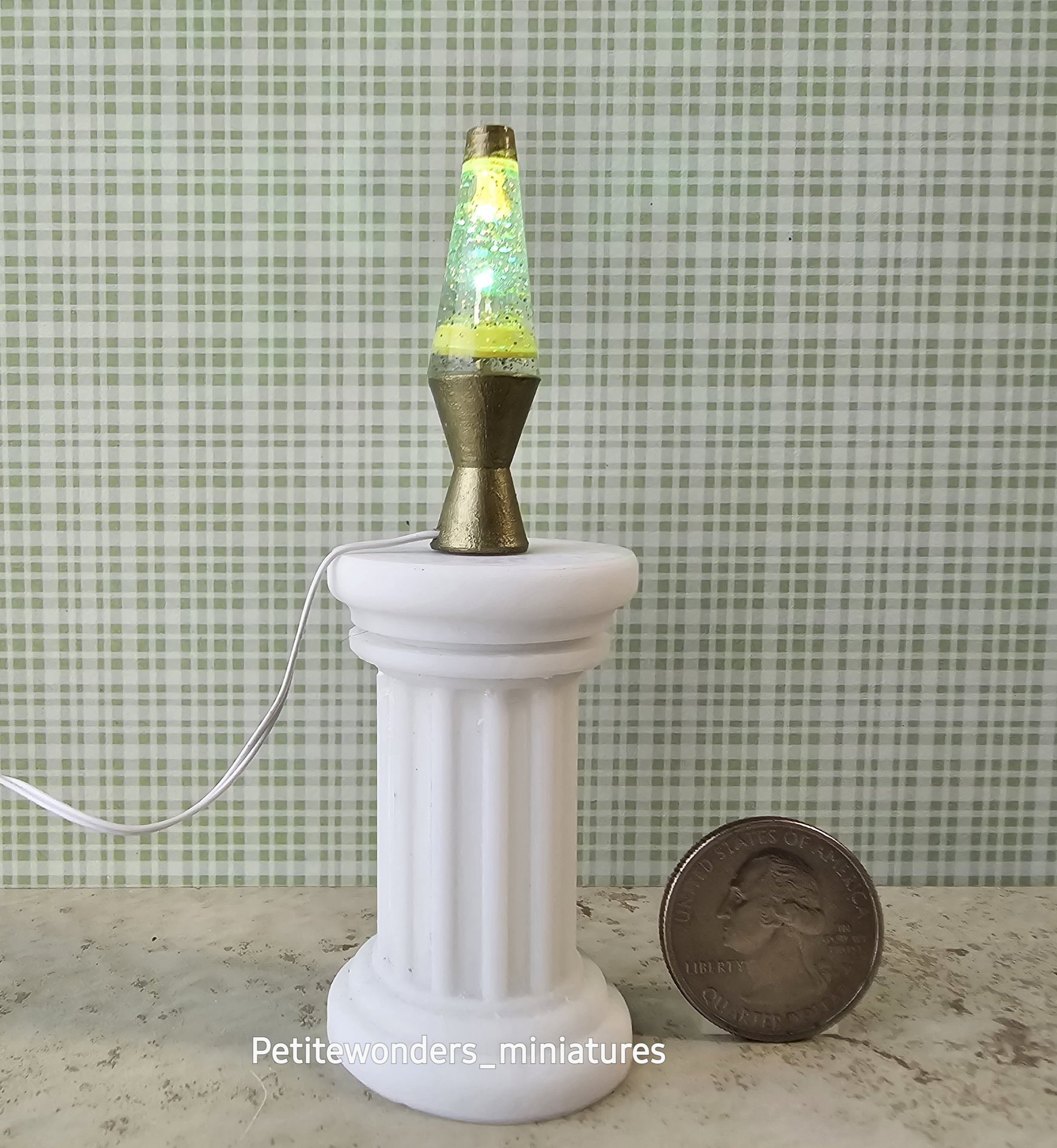 1:12 Dollhouse miniature retro lava lamp Battery operated LED table lamp MCM style with external wires REF Color changing LED Antique gold base