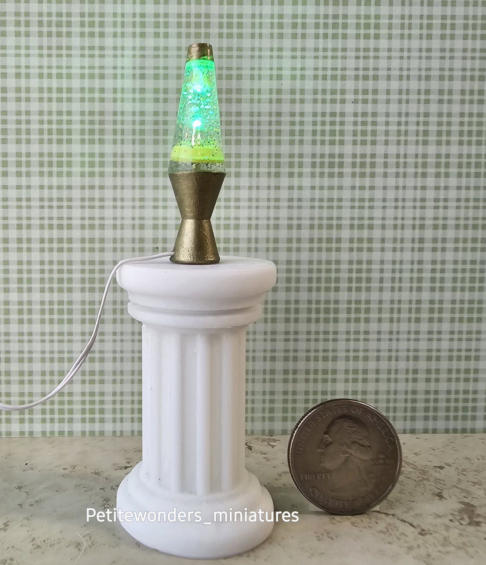 1:12 Dollhouse miniature retro lava lamp Battery operated LED table lamp MCM style with external wires REF Color changing LED Antique gold base