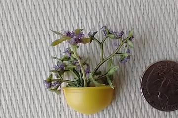 1:12 Dollhouse miniature wall planter with light green plant and lavender flowers REF Big yellow lavender