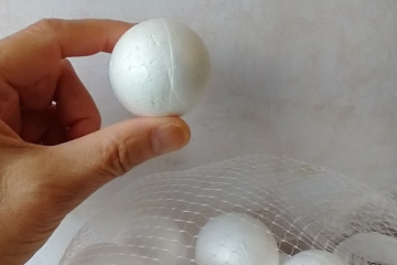 OVERSTOCK sale : 1.5" craft foam balls PRICE is per unit