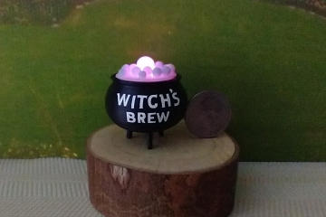 1:12 scale dollhouse battery operated cauldron light with morphing colors Witch's brew cauldron light Mini Halloween decor PRICE is for ONE unit