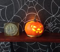 Battery operated miniature light up Jack-O-Lantern Pumpkin LED light for Halloween No external wires REF C Eyeballs