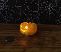 Battery operated miniature light up Jack-O-Lantern Pumpkin LED light for Halloween No external wires REF Corn yellow