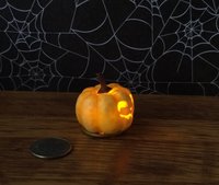 Battery operated miniature light up Jack-O-Lantern Pumpkin LED light for Halloween No external wires REF Corn yellow