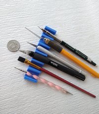 Pen rest or paint brush rest for miniaturists or hobbyists or modellers Current introductory price valid thru 2021 April 30 REF blue