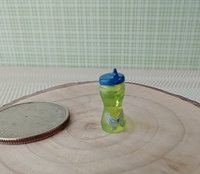 1:12 Dollhouse miniature sippy cup with blue lid REF green
