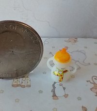 1:12 Dollhouse miniature sippy cup with easy grip handles giraffe and hearts decals REF Orange lid
