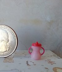 1:12 Dollhouse miniature sippy cup with easy grip handles pink bird REF Deep pink lid