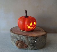 Battery operated miniature light up Jack-O-Lantern Pumpkin LED light for Halloween No external wires REF Water drop eyes