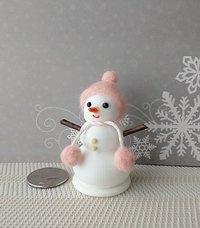 1:12 Dollhouse miniature light up snow girl with needle felted pink wool hat and pom-pom Battery operated holiday decor REF Pink hat