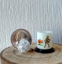 1:12 Dollhouse Halloween battery lighted  candle holder with balloon LED light insert REF Beware ghosts