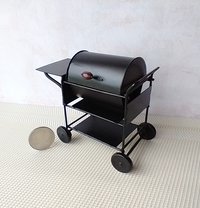 1:12 Dollhouse BBQ grill (metal) with battery operated charcoal glowing / flickering insert Upgraded grate and enlarged left shelf for grilled goodies