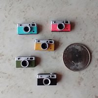 1:12 scale dollhouse retro style camera COLOR Coral pink