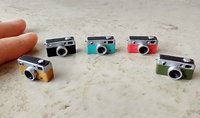 1:12 scale dollhouse retro style camera COLOR Coral pink