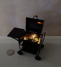1:12 Dollhouse BBQ grill (metal) with battery operated charcoal glowing / flickering insert Upgraded grate and enlarged surface / service area for grilled goodies