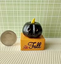 Battery lighted miniature Jack-o-Lantern Pumpkin light on black stand Halloween light for 1-inch scale or play scale REF Black pumpkin