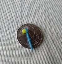 1:12 Dollhouse kitchen brush with handle REF Blue handle