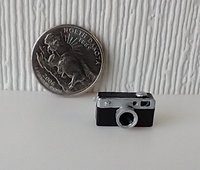 1:12 scale dollhouse retro style camera COLOR Black