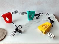 1:12 Dollhouse miniature hand mixer with power cord and plug REF Red