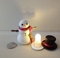 1:12 Dollhouse miniature light up snowman with removable hat Battery operated holiday decor REF Plaid scarf