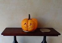 Battery operated miniature light up Jack-O-Lantern Pumpkin LED light for Halloween No external wires REF Triangle eyes