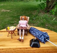 1:12 Dollhouse miniature patio umbrella - openable and detachable from a weighted stand