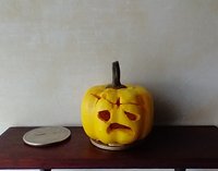 Battery operated miniature light up Jack-O-Lantern Pumpkin LED light for Halloween No external wires REF Stitched head