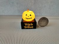 Battery lighted miniature Jack-o-Lantern Pumpkin light on black stand Halloween light for 1-inch scale or play scale REF Zigzag mouth