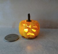 Battery operated miniature light up Jack-O-Lantern Pumpkin LED light for Halloween No external wires REF Stitched head
