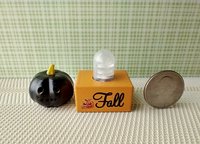 Battery lighted miniature Jack-o-Lantern Pumpkin light on black stand Halloween light for 1-inch scale or play scale REF Black pumpkin