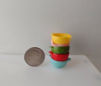 1:12 Dollhouse miniature mixing bowl REF Yellow