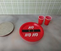 1:12 scale miniature red round serving tray Santa Ho ho ho serving tray with Santa belt and texts Ho Ho Ho + 2 mini red SOLO cups REF 12th scale round tray