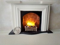 1:12 Dollhouse realistic light up firelogs with flickering flames Battery operated lit logs 1 unit