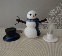 1:12 Dollhouse miniature light up snowman with removable hat Battery operated holiday decor REF Bluds plaid scarf