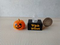 Battery lighted miniature Jack-o-Lantern Pumpkin light on black stand Halloween light for 1-inch scale or play scale REF 1 ghost + Skellington