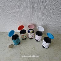 1:12 Dollhouse MCM-themed trash cans for kitchen with hinged lid Mid-century modern dollhouse accessory.  Price is for EACH