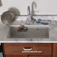 1:12 Dollhouse kitchen cleaning brush Price is for EACH