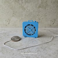 1:12 Dollhouse miniature box fan with real fan motor REF Turquoise