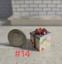 1-inch scale dollhouse miniature light up Christmas gift box Battery lighted gift box for mini holiday scene REF #14 Small square, silver lid + red bow 