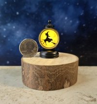 1:12 Dollhouse miniature battery operated Halloween themed lantern No external wires REF The witch