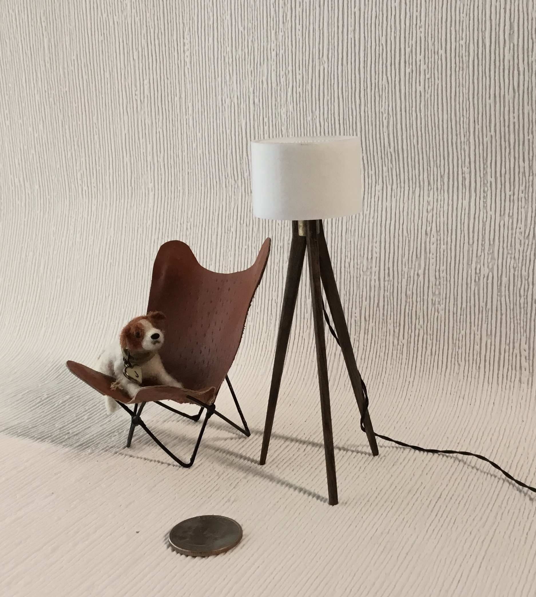 1:12 Dollhouse miniature tripod floor lamp walnut wood legs Modern tripod lamp Battery operated floor lamp with external wires