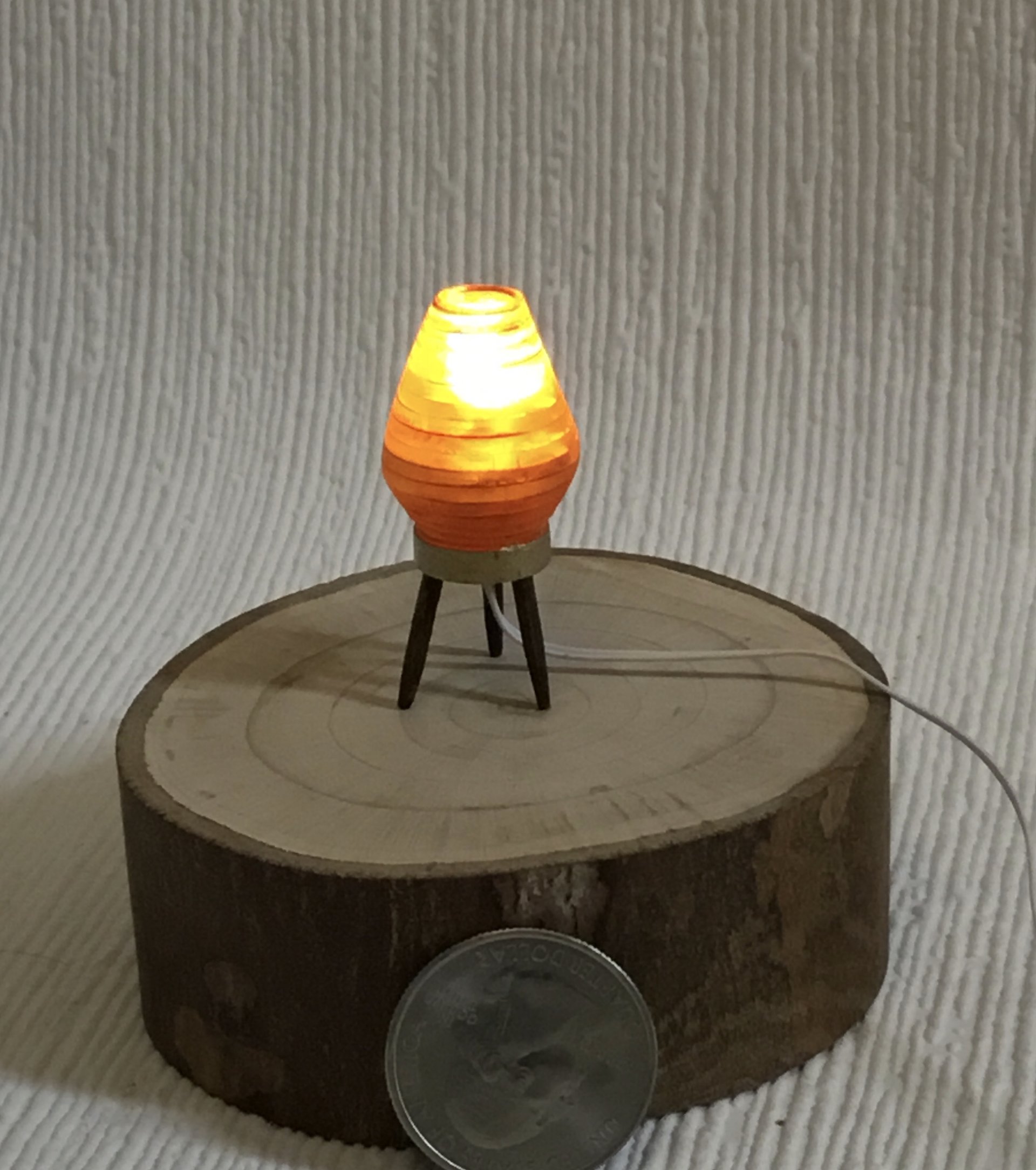 1:12 Dollhouse beehive lamp Mid-century inspired atomic tripod lamp Battery operated orange LED lamp Retro style table lamp