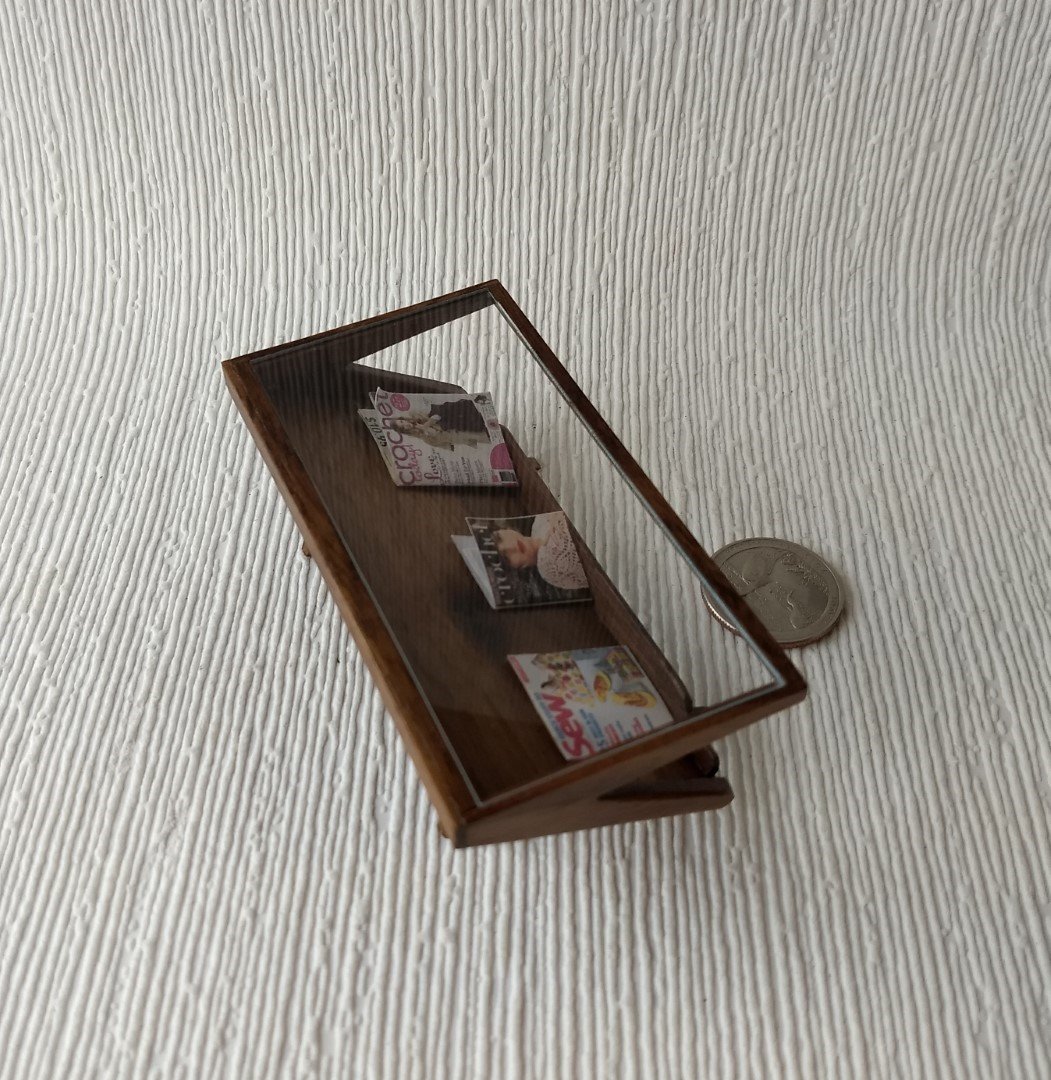 1:12 Dollhouse Mid-century styled coffee table acrylic top MCM magazine display coffee table in solid walnut wood