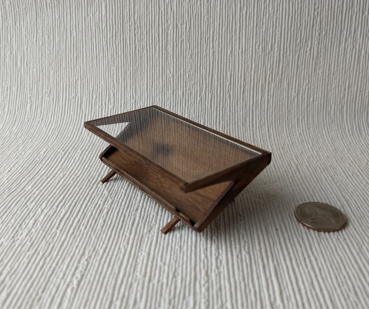 1:12 Dollhouse Mid-century styled coffee table acrylic top MCM magazine display coffee table in solid walnut wood