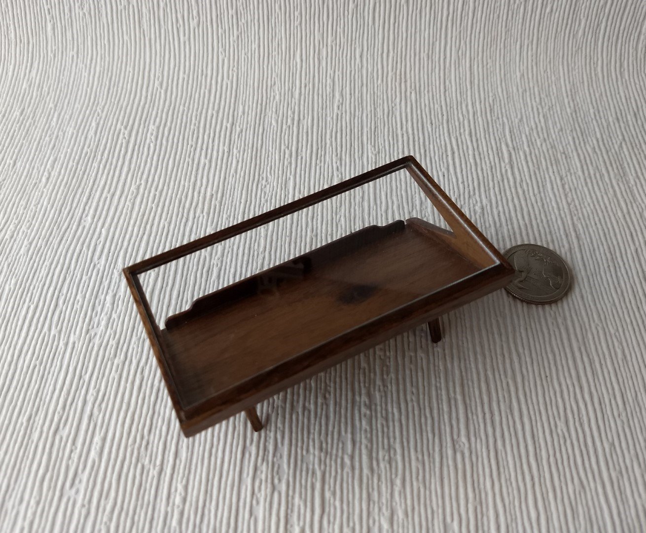 1:12 Dollhouse Mid-century styled coffee table acrylic top MCM magazine display coffee table in solid walnut wood