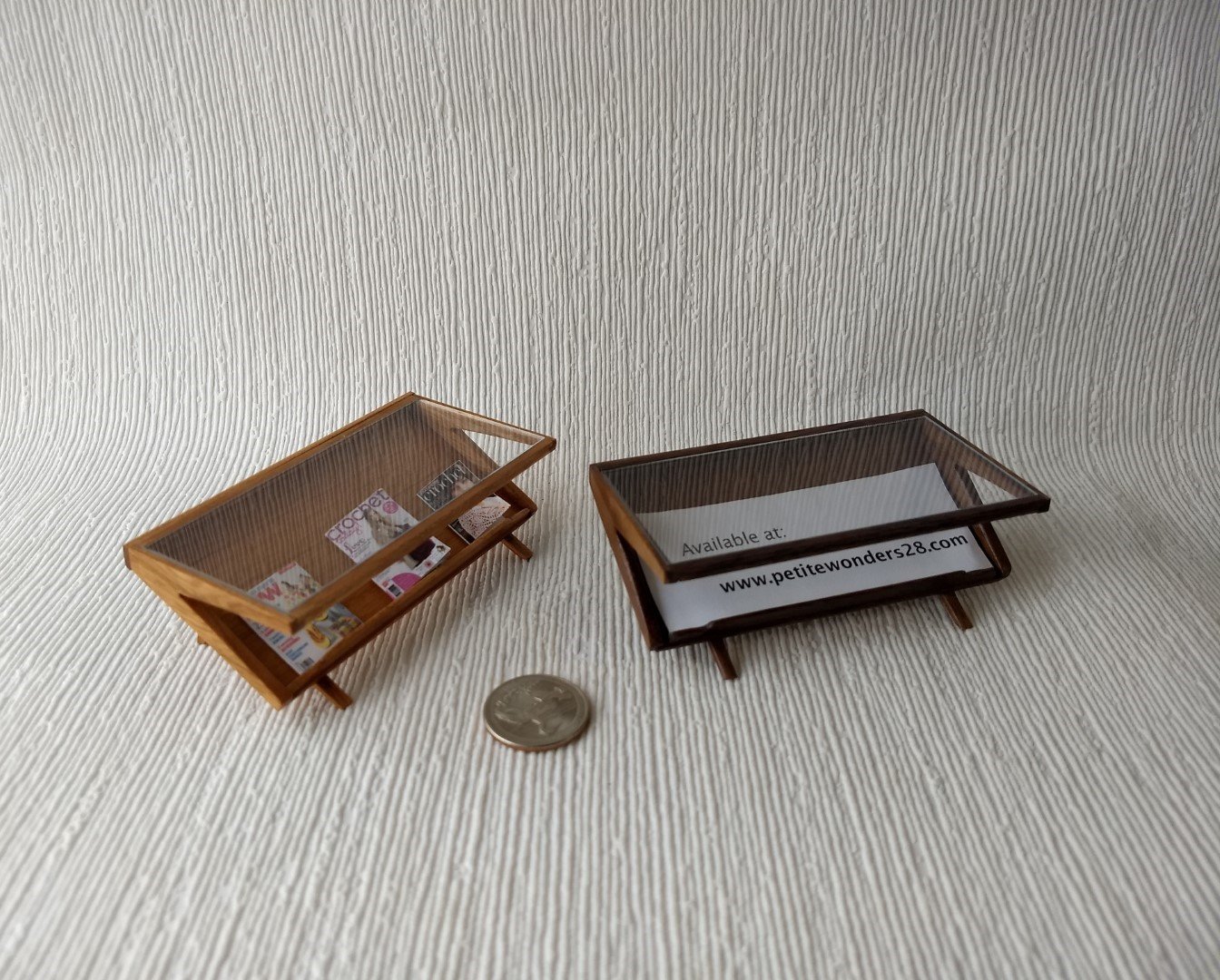 1:12 Dollhouse Mid-century styled coffee table acrylic top MCM magazine display coffee table in solid walnut wood