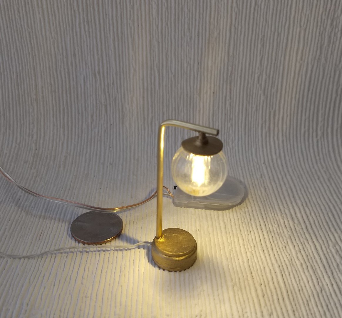 1:12 Dollhouse mid-century modern globe table lamp MCM inspired fluted glass globe lamp Battery operated with external wires