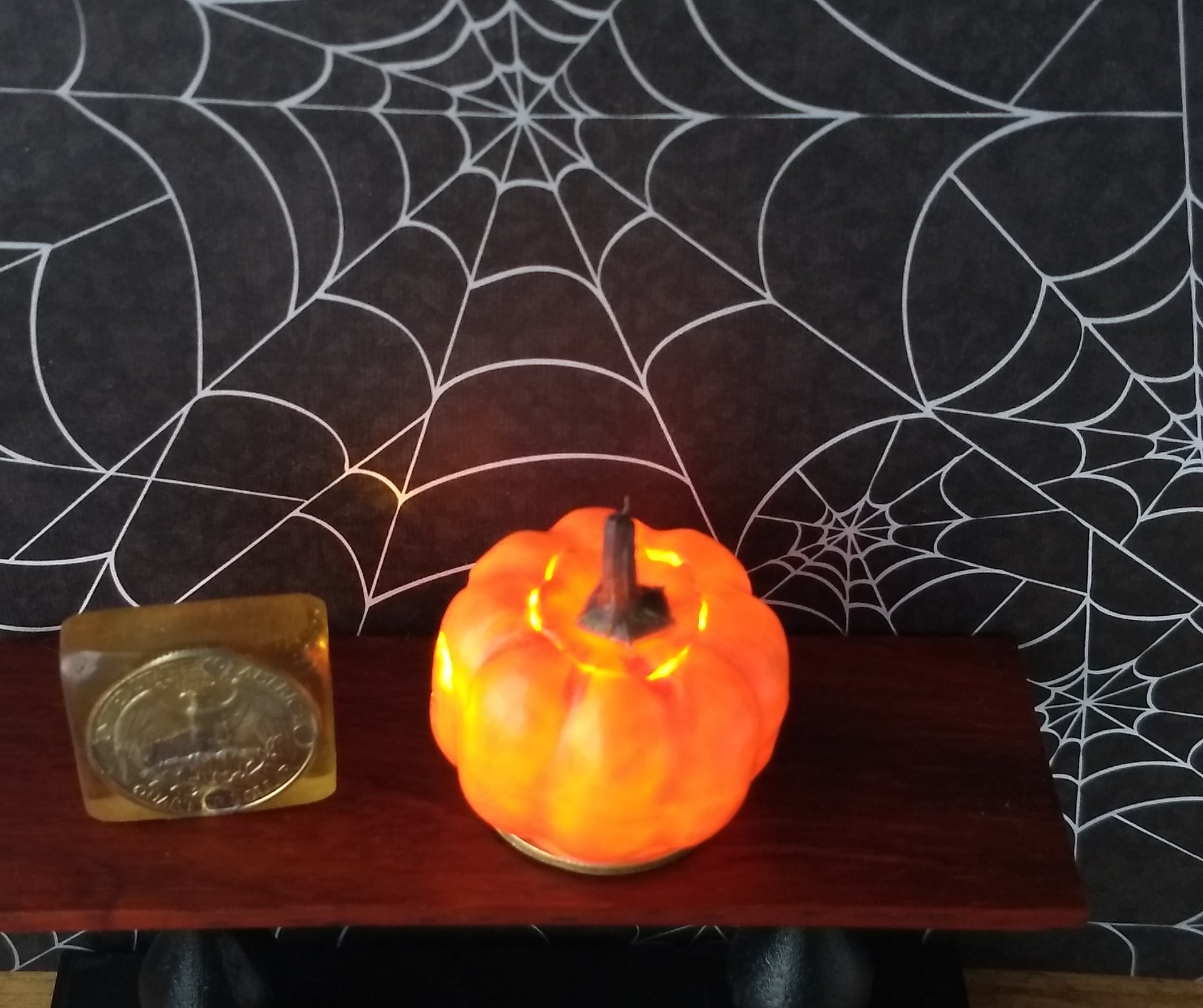 Battery operated miniature light up Jack-O-Lantern Pumpkin LED light for Halloween No external wires REF A Smiley slit eyes